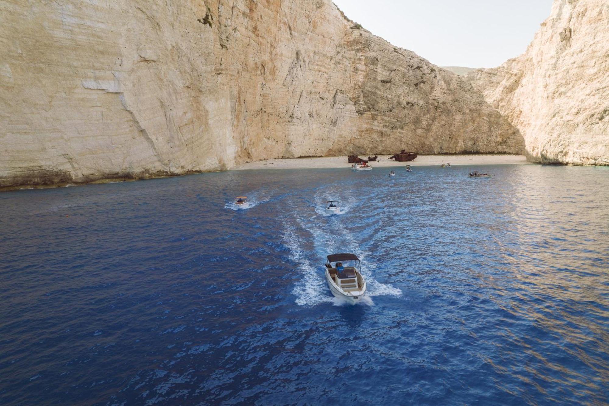 The Sall Villa - Private Pool And Breathtaking Views, By Zantewize Agios Nikolaos  Bagian luar foto